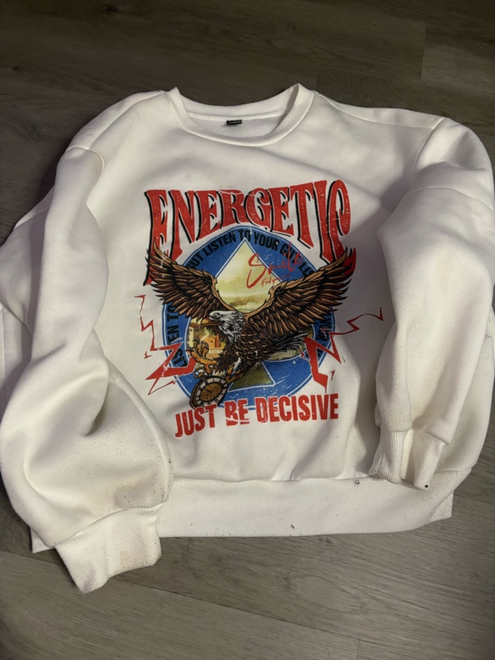 SHEIN White Crewneck Sweatshirt with Bold Eagle Graphic